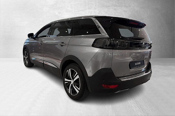 Peugeot 5008 3 of 24