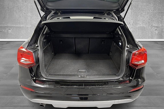 Audi Q2 17 of 19