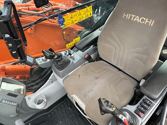 Hitachi ZX300LC-6 - Sertifisert - Maskinstyring - Rotortilt - Skuffe. 10 of 16