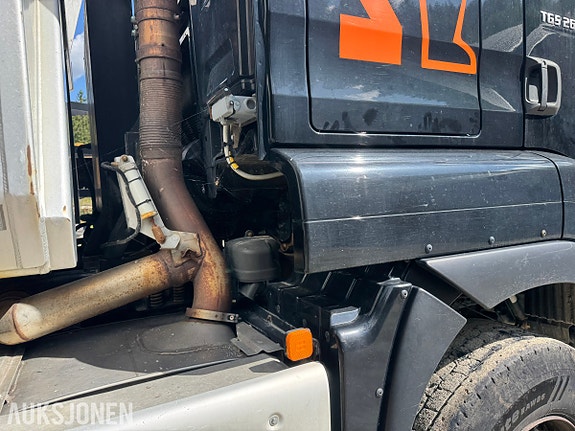 MAN TGS 26.500 6x6 tippbil – brøyterigget – Istrail tipp – 500 hk – 219 374 km 28 of 30