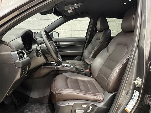 Mazda CX-5 9 of 30
