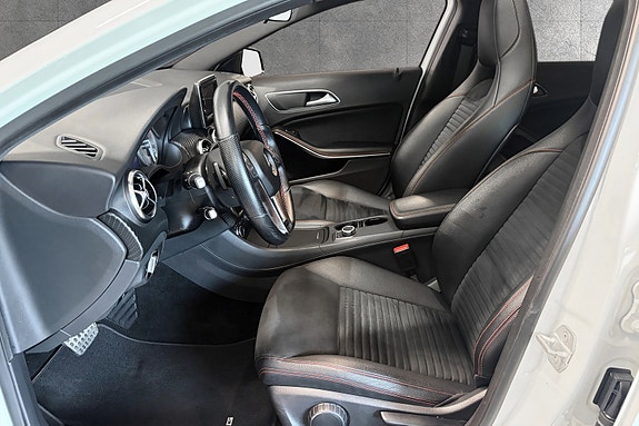 Mercedes-Benz A180 9 of 30