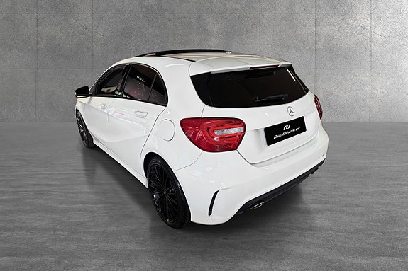 Mercedes-Benz A180 4 of 30