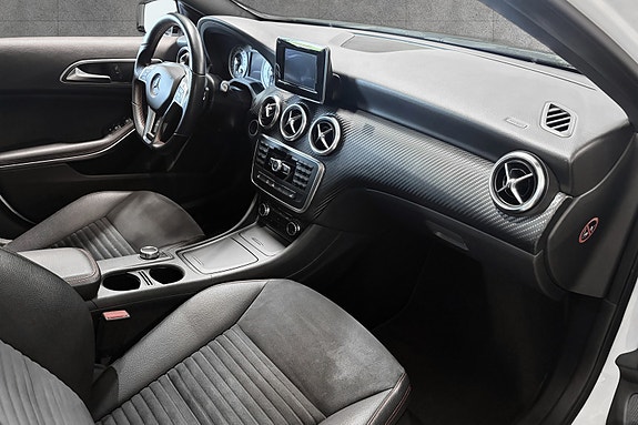 Mercedes-Benz A180 16 of 30