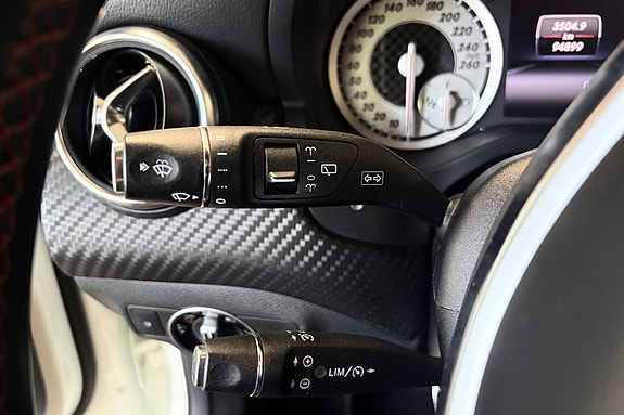 Mercedes-Benz A180 26 of 30
