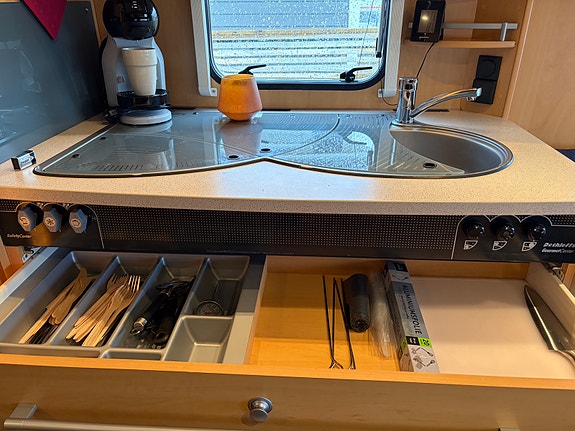 Dethleffs Camper 740 Fast plass på Sjusjøtunet hytter og caravan 17 of 30