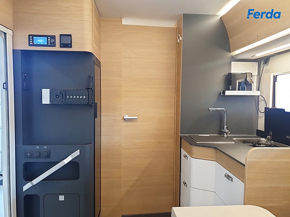 Adria Sonic Plus 700 DC - ALDE | Face 2 Face | 4400KG 8 of 21