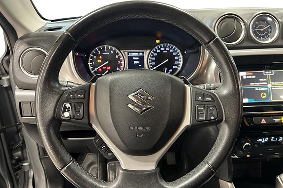 Suzuki Vitara 9 of 29