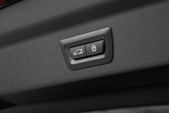 BMW iX2 27 of 27