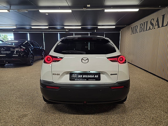 Mazda MX-30 8 of 30