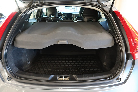 Volvo V40 Cross Country 20 of 30