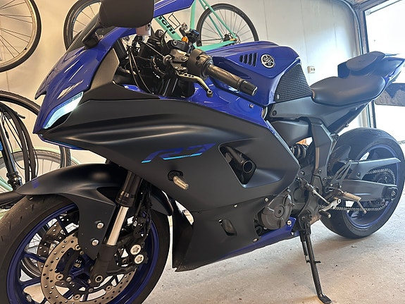 Yamaha R7 15 of 16