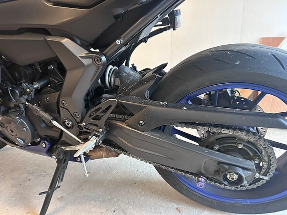 Yamaha R7 11 of 16