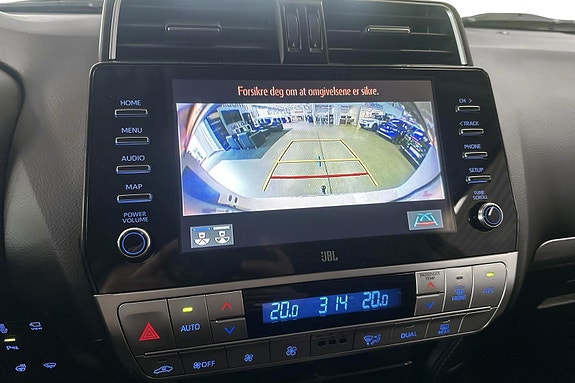 Toyota Land Cruiser 28 of 30
