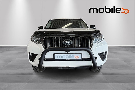 Toyota Land Cruiser 16 of 30