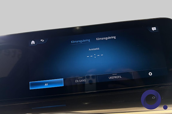 Mercedes-Benz EQC400 27 of 28