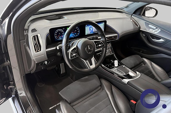 Mercedes-Benz EQC400 13 of 28