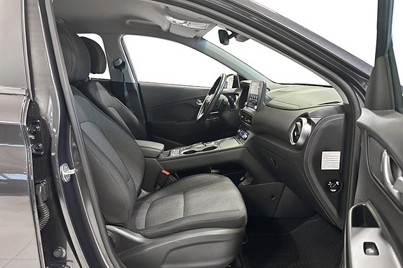 Hyundai Kona 23 of 27