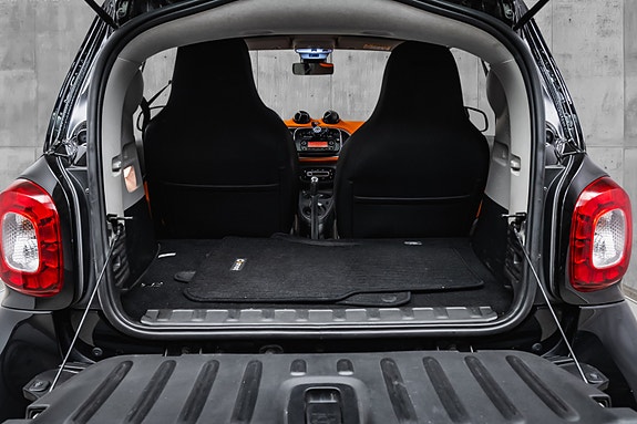 Smart Fortwo 25 of 25