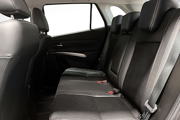 Suzuki SX4 S-Cross 13 of 25