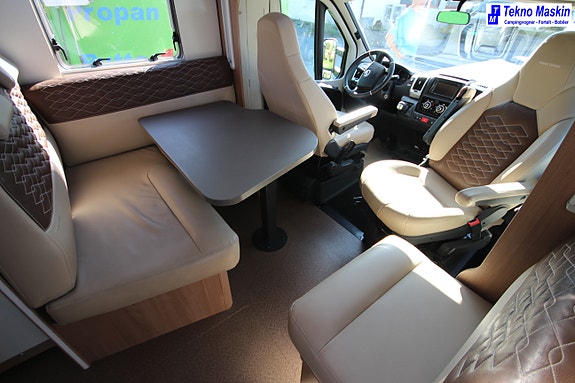Bürstner Lyseo T745 Nordic Edition 6 of 17