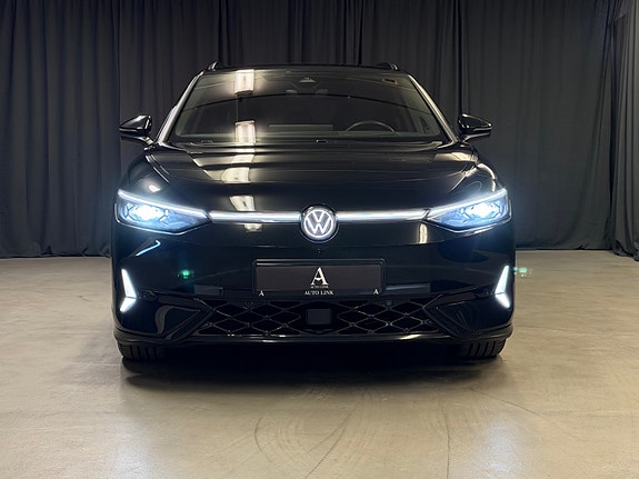 Volkswagen ID.7 5 of 30