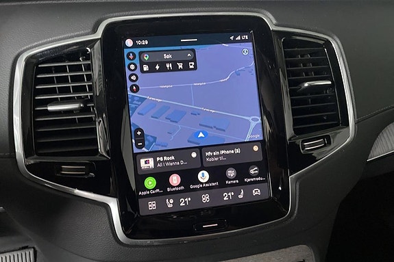 Volvo XC90 13 of 24