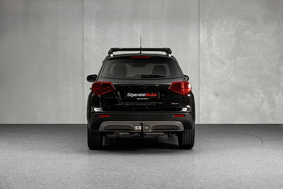 Suzuki Vitara 7 of 27