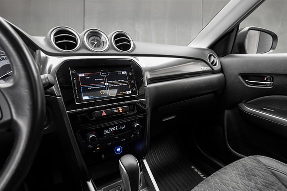 Suzuki Vitara 17 of 27
