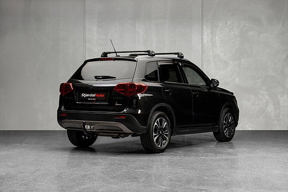 Suzuki Vitara 9 of 27