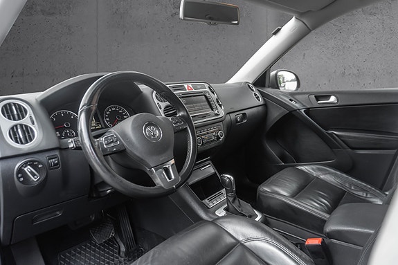 Volkswagen Tiguan 12 of 28