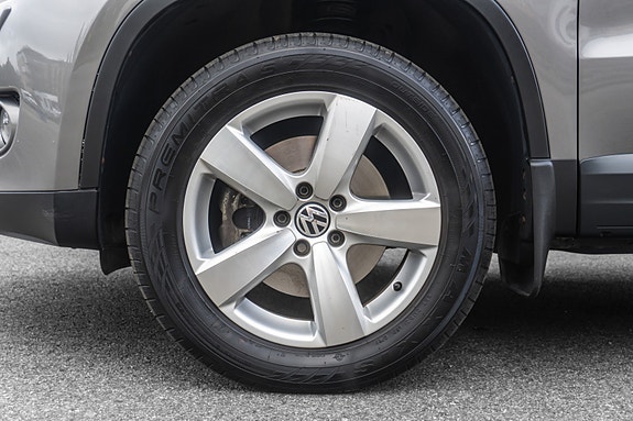 Volkswagen Tiguan 10 of 28