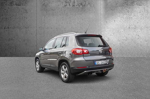 Volkswagen Tiguan 8 of 28