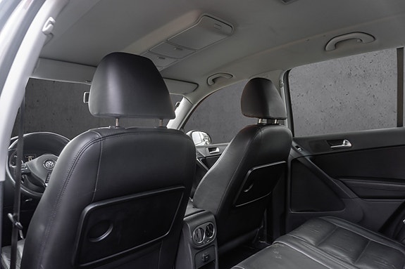 Volkswagen Tiguan 18 of 28
