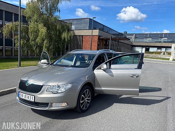 Skoda Superb 23 of 30