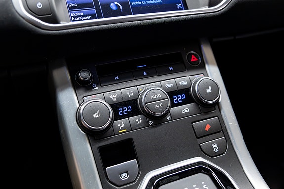 Land Rover Range Rover 24 of 30