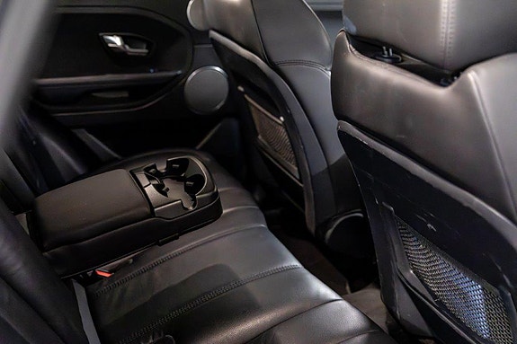 Land Rover Range Rover 19 of 30