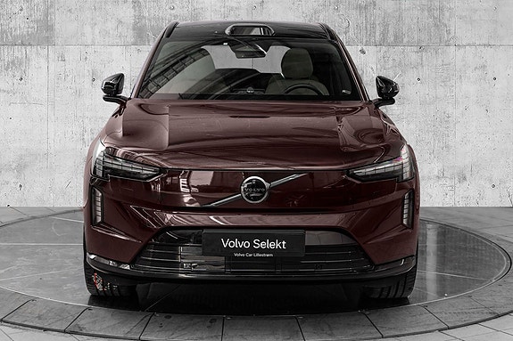 Volvo EX90 3 of 30