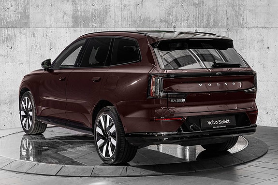 Volvo EX90 5 of 30