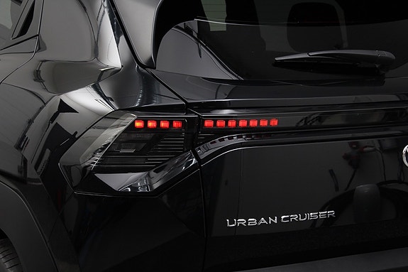 Toyota Urban Cruiser 13 of 27