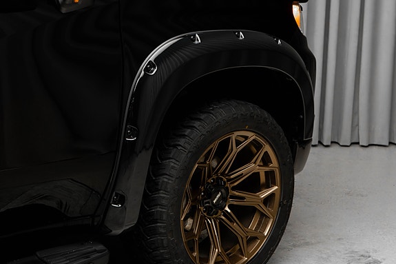 Chevrolet Silverado 1500 10 of 30