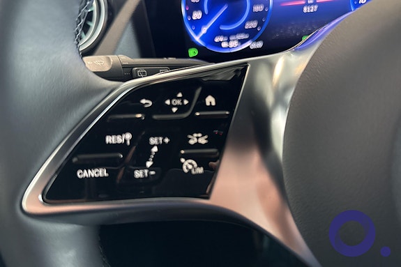 Mercedes-Benz EQA300 23 of 29