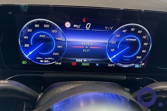 Mercedes-Benz EQA300 15 of 29