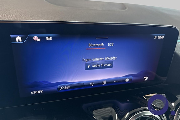 Mercedes-Benz EQA300 21 of 29