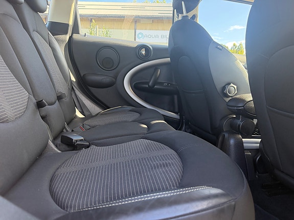 MINI Cooper 10 of 18
