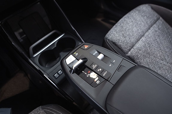 BMW iX1 21 of 30