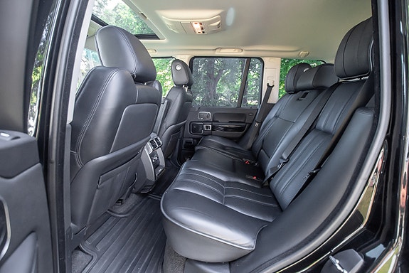 Land Rover Range Rover 24 of 30