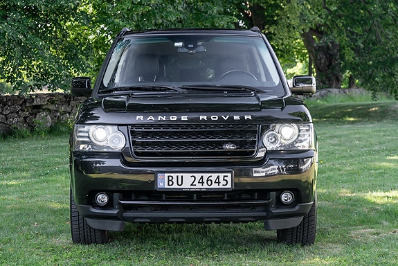 Land Rover Range Rover 2 of 30