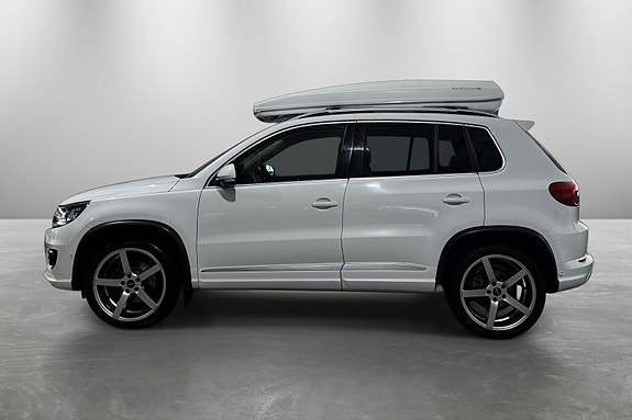 Volkswagen Tiguan 3 of 30