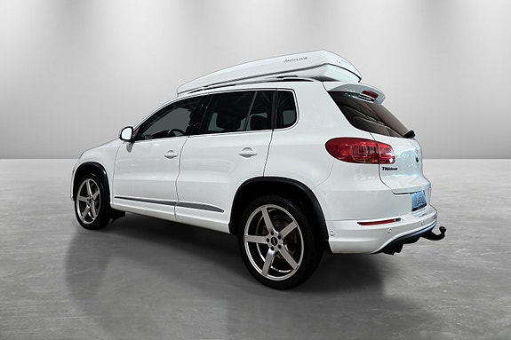 Volkswagen Tiguan 4 of 30